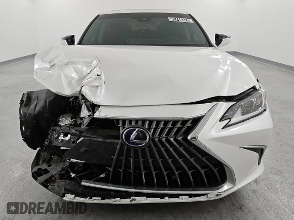 2022 Lexus ES 300h z VIN 58ADA1C18NU020705, wystawiony jako Copart lot #47901355 z przebiegiem 27 507 mil mil oraz Czysty tytuł • Clean title. Historia ofert i sprzedaży dostępna na DreamBid. Obrazek 5.