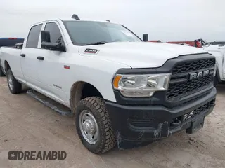 2022 Ram 2500 Tradesman with VIN 3C6UR5HJ4NG354406, listed as a IAAI auction lot 41979979 with 79,649 mi miles. Bid and sale history available at carsss.com. Image 1.