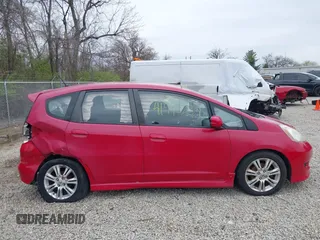 2009 Honda Fit Sport with VIN JHMGE88439S047061, listed as a IAAI auction lot 41993224 with 115,945 mi miles. Bid and sale history available at carsss.com. Image 13.