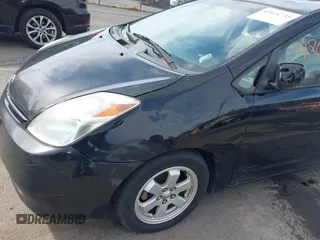 2005 Toyota Prius with VIN JTDKB20U253084443, listed as a IAAI auction lot 42024739 with 249,226 mi miles. Bid and sale history available at carsss.com. Image 13.