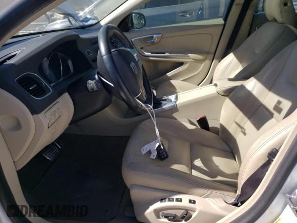 2015 Volvo S60 T5 Drive-E Premier with VIN YV140MFB1F1301441, listed as a Copart auction lot 73008233 with 135,919 mi miles. Bid and sale history available at carsss.com. Image 7.