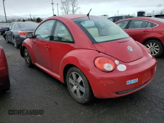 2006 Volkswagen New Beetle Coupe with VIN 3VWPW31C46M424002, listed as a Copart auction lot 43862595 with 0 mi miles and Salvage Title. Bid and sale history available at carsss.com. Image 2.