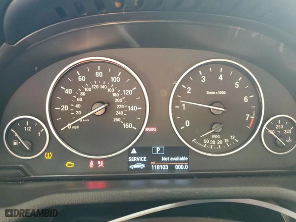 2015 BMW X4 xDrive28i with VIN 5UXXW3C52F0M88381, listed as a Copart auction lot 86984794 with 118,103 mi miles and Clean Title. Bid and sale history available at carsss.com. Image 9.