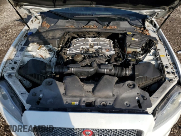 2014 Jaguar XJ Portfolio with VIN SAJWA2GZ3E8V60788, listed as a Copart auction lot 43272405 with 97,196 mi miles and Salvage title. Bid and sale history available at DreamBid. Image 12.