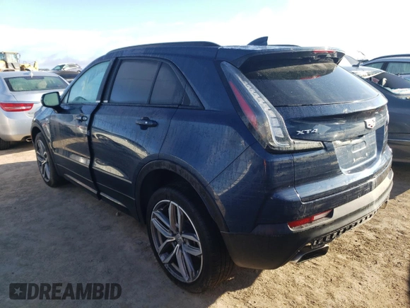 2020 Cadillac XT4 FWD Sport with VIN 1GYFZER4XLF107345, listed as a Copart auction lot 62453502 with 0 mi miles. Bid and sale history available at carsss.com. Image 3.