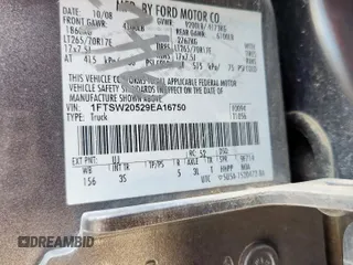 2009 Ford F-250 XL с VIN 1FTSW20529EA16750, выставлен на аукционе Copart как лот 60910875 с пробегом 186 564 миль миль и Списание • Salvage title. История ставок и продаж доступна на DreamBid. Изображение 12.