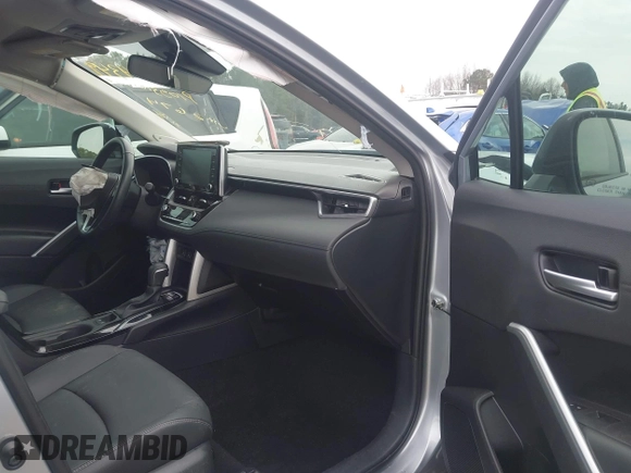 2022 Toyota Corolla Cross XLE с VIN 7MUDAAAG4NV022674, выставлен на аукционе IAAI как лот 41754349 с пробегом 45 545 миль миль и . История ставок и продаж доступна на DreamBid. Изображение 5.