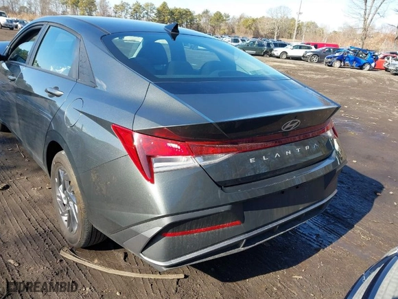 2024 Hyundai Elantra SEL with VIN KMHLM4DG1RU713636, listed as a IAAI auction lot 41518346 with 11,111 mi miles. Bid and sale history available at carsss.com. Image 16.