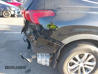 2020 Hyundai Santa Fe SEL with VIN 5NMS3CAD1LH181245, listed as a IAAI auction lot 40952542 with 61,382 mi miles and . Bid and sale history available at DreamBid. Image 6.