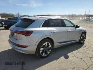 2022 Audi e-tron Premium Plus with VIN WA1LAAGE3NB033307, listed as a Copart auction lot 45680685 with 36,127 mi miles and Salvage Title. Bid and sale history available at DreamBid. Image 3.
