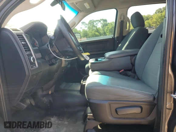 2016 Ram 1500 Tradesman z VIN 1C6RR7KG2GS126544, wystawiony jako Copart lot #51984015 z przebiegiem 146 121 mil mil oraz Szkoda całkowita • Salvage title. Historia ofert i sprzedaży dostępna na DreamBid. Obrazek 7.