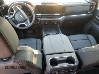 2025 Chevrolet Silverado 3500HD LTZ with VIN 2GC4KUEYXS1130957, listed as a Copart auction lot 83394774 with 453 mi miles and Salvage Title. Bid and sale history available at DreamBid. Image 8.