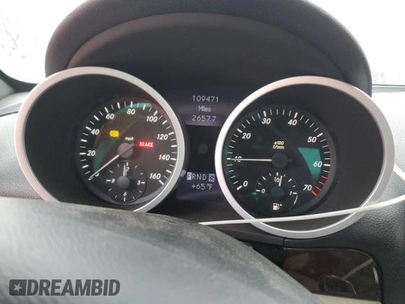 2008 Mercedes-Benz SLK-Class 3.0L with VIN WDBWK54F38F177231, listed as a Copart auction lot 79928324 with 109,471 mi miles and Salvage Title. Bid and sale history available at carsss.com. Image 9.