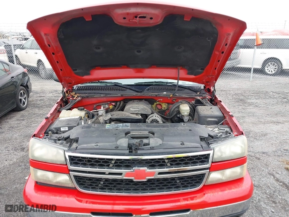 2006 Chevrolet Silverado 1500 LT2 with VIN 1GCEK19B06Z140810, listed as a IAAI auction lot 41564712 with 352,233 mi miles. Bid and sale history available at carsss.com. Image 10.