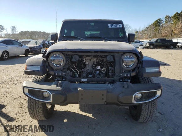 2020 Jeep Wrangler Unlimited Sahara with VIN 1C4HJXEN4LW152779, listed as a Copart auction lot 42696255 with Not provided miles and Salvage title. Bid and sale history available at DreamBid. Image 5.