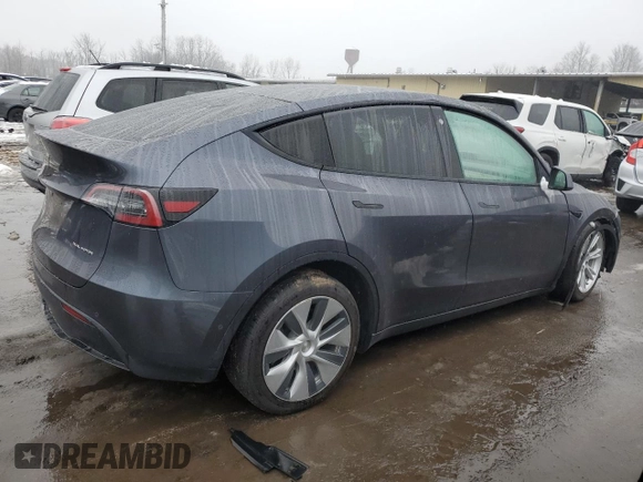 2021 Tesla Model Y Long Range with VIN 5YJYGDEE6MF233771, listed as a Copart auction lot 84473294 with 0 mi miles and Salvage Title. Bid and sale history available at carsss.com. Image 3.