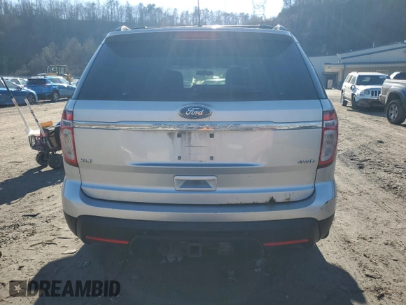 2011 Ford Explorer XLT with VIN 1FMHK8D85BGA74984, listed as a Copart auction lot 45107505 with 193,625 mi miles and Salvage title. Bid and sale history available at DreamBid. Image 6.
