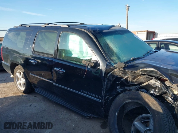 2012 Chevrolet Suburban LTZ with VIN 1GNSKKE75CR133445, listed as a IAAI auction lot 41590306 with 203,592 mi miles. Bid and sale history available at carsss.com. Image 11.