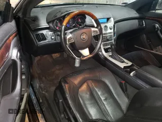 2014 Cadillac CTS Performance z VIN 1G6DG1E37E0103321, wystawiony jako Copart lot #52013005 z przebiegiem 70 394 mil mil oraz Szkody całkowita. Historia ofert i sprzedaży dostępna na DreamBid. Obrazek 8.