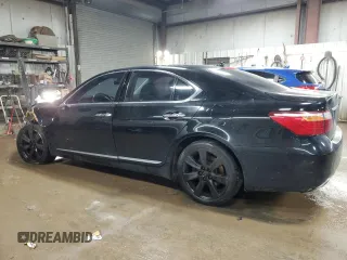 2011 Lexus LS 460 z VIN JTHCL5EF7B5009748, wystawiony jako Copart lot #43525565 z przebiegiem 215 040 mil mil oraz Szkoda całkowita • Salvage title. Historia ofert i sprzedaży dostępna na DreamBid. Obrazek 2.