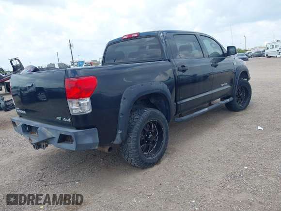2013 Toyota Tundra z VIN 5TFDW5F13DX302067, wystawiony jako IAAI lot #42461336 z przebiegiem 124 876 mil mil oraz . Historia ofert i sprzedaży dostępna na DreamBid. Obrazek 4.