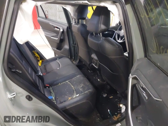 2019 Toyota RAV4 XLE Premium with VIN JTMA1RFV7KD513993, listed as a IAAI auction lot 41774447 with 51,378 mi miles. Bid and sale history available at carsss.com. Image 8.