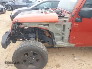 2009 Jeep Wrangler Unlimited X с VIN 1J4GA39169L735418, выставлен на аукционе IAAI как лот 42112488 с пробегом 158 127 миль миль и . История ставок и продаж доступна на DreamBid. Изображение 6.