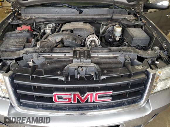 2013 GMC Sierra 1500 SLE z VIN 1GTR1VE01DZ119543, wystawiony jako Copart lot #44995275 z przebiegiem 153 280 mil mil oraz Szkoda całkowita • Salvage title. Historia ofert i sprzedaży dostępna na DreamBid. Obrazek 11.
