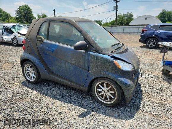 2008 Smart fortwo Pure with VIN WMEEJ31X78K132545, listed as a Copart auction lot 62884165 with Not provided miles and Clean title. Bid and sale history available at DreamBid. Image 4.