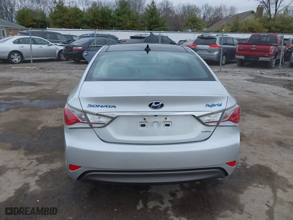 2015 Hyundai Sonata Hybrid Limited with VIN KMHEC4A45FA051854, listed as a IAAI auction lot 41853648 with 160,422 mi miles. Bid and sale history available at carsss.com. Image 17.
