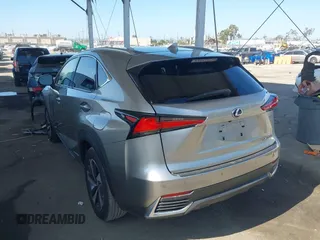 2021 Lexus NX 300h с VIN JTJGJRDZ6M2166006, выставлен на аукционе IAAI как лот 42500351 с пробегом 33 090 миль миль и . История ставок и продаж доступна на DreamBid. Изображение 3.