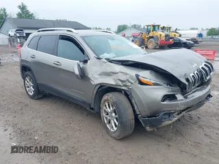 2017 Jeep Cherokee Latitude с VIN 1C4PJMCB3HW657318, выставлен на аукционе IAAI как лот 42429044 с пробегом 133 335 миль миль и . История ставок и продаж доступна на DreamBid. Изображение 1.