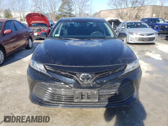 2020 Toyota Camry LE with VIN 4T1C11AK1LU998247, listed as a Copart auction lot 45407415 with 40,819 mi miles and Salvage Title. Bid and sale history available at DreamBid. Image 5.