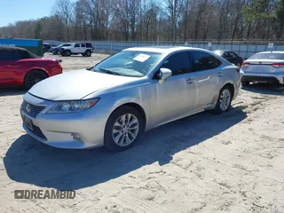 2013 Lexus ES 300h Hybrid with VIN JTHBW1GG1D2004549, listed as a IAAI auction lot 41660519 with 240,391 mi miles. Bid and sale history available at carsss.com. Image 17.