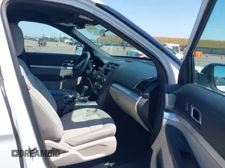 2018 Ford Explorer z VIN 1FM5K7B81JGA69411, wystawiony jako IAAI lot #42229420 z przebiegiem 72 336 mil mil oraz . Historia ofert i sprzedaży dostępna na DreamBid. Obrazek 5.