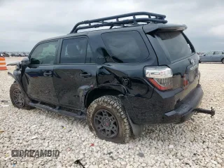 2019 Toyota 4Runner SR5 with VIN JTEBU5JR6K5721383, listed as a Copart auction lot 59556525 with 82,108 mi miles and Salvage title. Bid and sale history available at DreamBid. Image 2.