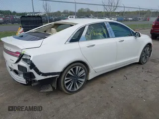 2015 Lincoln MKZ с VIN 3LN6L2G96FR615416, выставлен на аукционе IAAI как лот 41962610 с пробегом 61 265 миль миль и . История ставок и продаж доступна на DreamBid. Изображение 4.