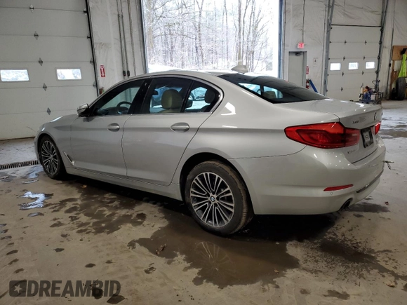 2020 BMW 5 Series 530i xDrive with VIN WBAJR7C09LCE58704, listed as a Copart auction lot 49900615 with 33,167 mi miles and Salvage title. Bid and sale history available at DreamBid. Image 2.