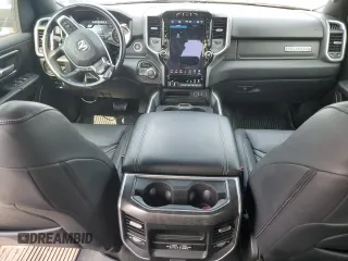 2022 Ram 1500 Big Horn z VIN 1C6SRFFT9NN135868, wystawiony jako Copart lot #59188485 z przebiegiem 30 589 mil mil oraz Szkoda całkowita • Salvage title. Historia ofert i sprzedaży dostępna na DreamBid. Obrazek 8.