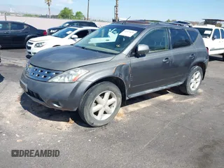 2005 Nissan Murano SL z VIN JN8AZ08W15W426016, wystawiony jako IAAI lot #42427620 z przebiegiem 231 539 mil mil oraz . Historia ofert i sprzedaży dostępna na DreamBid. Obrazek 2.