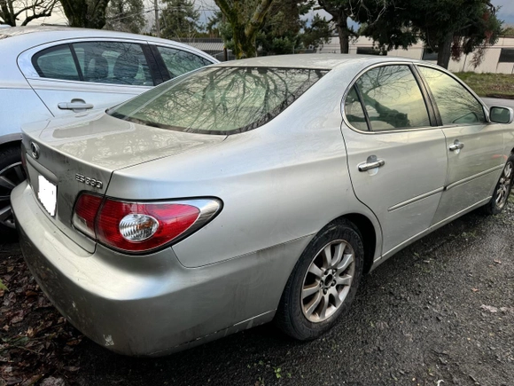 2004 Lexus ES 350 with VIN JTHBA30G545021230, listed as a Copart auction lot 56426335 with Not Provided miles and Clean Title. Bid and sale history available at DreamBid. Image 4.