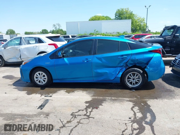 2020 Toyota Prius L Eco with VIN JTDKARFUXL3118354, listed as a IAAI auction lot 41991337 with 83,030 mi miles and . Bid and sale history available at DreamBid. Image 14.