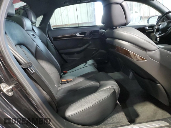 2015 Audi A8 3.0T z VIN WAU3GAFD2FN040940, wystawiony jako Copart lot #65327685 z przebiegiem 113 443 mil mil oraz Czysty tytuł • Clean title. Historia ofert i sprzedaży dostępna na DreamBid. Obrazek 10.