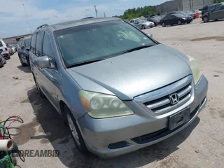 2006 Honda Odyssey EX-L with VIN 5FNRL38626B055441, listed as a IAAI auction lot 42073227 with 210,360 mi miles. Bid and sale history available at carsss.com. Image 1.