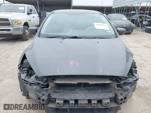 2018 Ford Focus SE with VIN 1FADP3F29JL269000, listed as a IAAI auction lot 41630271 with 75,073 mi miles. Bid and sale history available at carsss.com. Image 13.