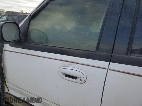 2001 Ford F-150 SuperCrew XLT with VIN 1FTRW08L81KE40946, listed as a Copart auction lot 70482874 with 0 mi miles and Salvage Title. Bid and sale history available at carsss.com. Image 7.