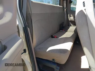 1999 Ford F-150 XL с VIN 1FTRX18L4XKB33057, выставлен на аукционе IAAI как лот 42227009 с пробегом Не указан миль и . История ставок и продаж доступна на DreamBid. Изображение 8.