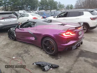 2021 Chevrolet Corvette 3LT with VIN 1G1YC3D48M5121031, listed as a Copart auction lot 82378124 with 8,703 mi miles and Salvage Title. Bid and sale history available at carsss.com. Image 2.