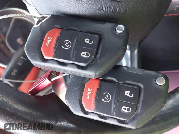 2019 Jeep Wrangler Unlimited Rubicon with VIN 1C4HJXFN5KW522991, listed as a IAAI auction lot 42609616 with 111,844 mi miles and . Bid and sale history available at DreamBid. Image 11.