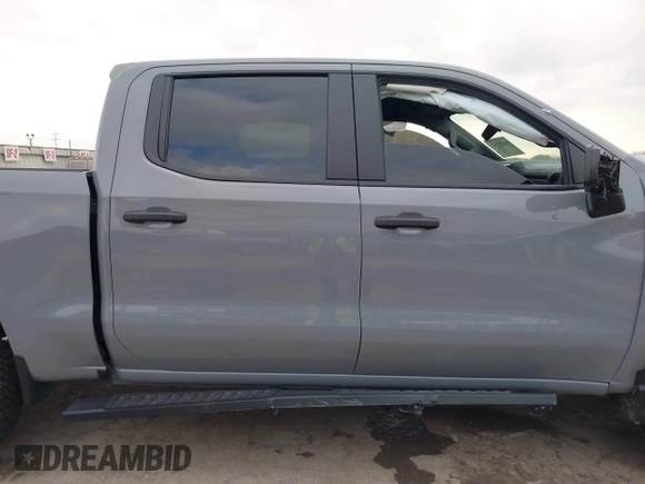 2024 Chevrolet Silverado 1500 Custom Trail Boss with VIN 3GCUDCED6RG410099, listed as a IAAI auction lot 41245352 with 10,482 mi miles. Bid and sale history available at carsss.com. Image 14.